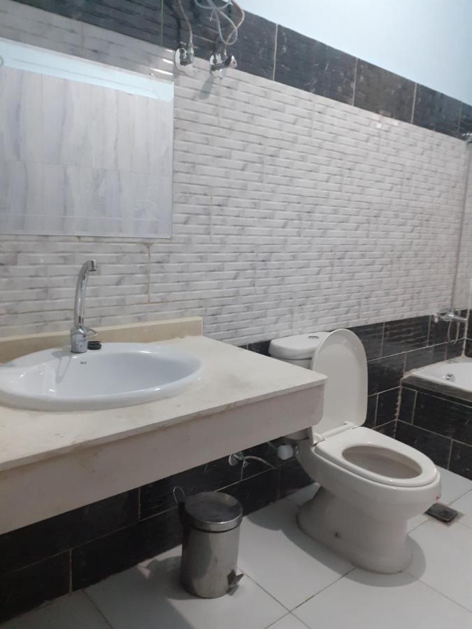 Nile Roof Hotel& Restaurant Луксор Экстерьер фото